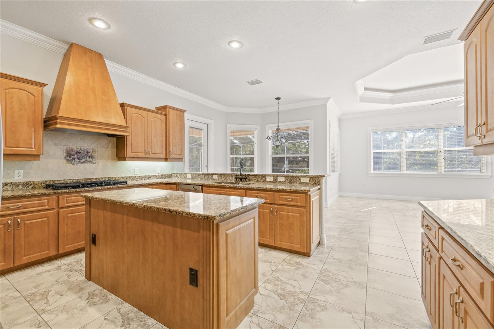 Image 11 of 74 For 11040 Fulton Avenue