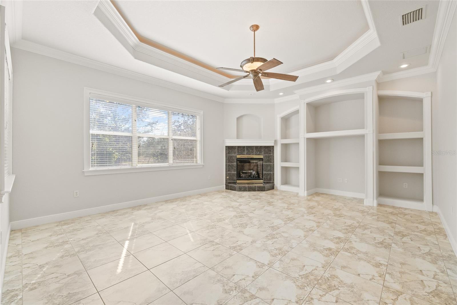 Image 21 of 74 For 11040 Fulton Avenue