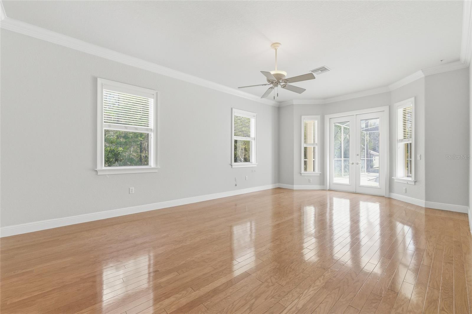 Image 26 of 74 For 11040 Fulton Avenue