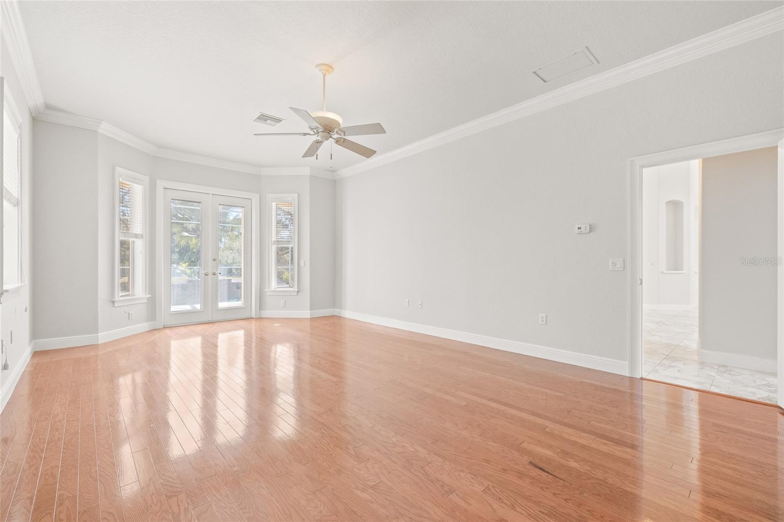 Image 27 of 74 For 11040 Fulton Avenue