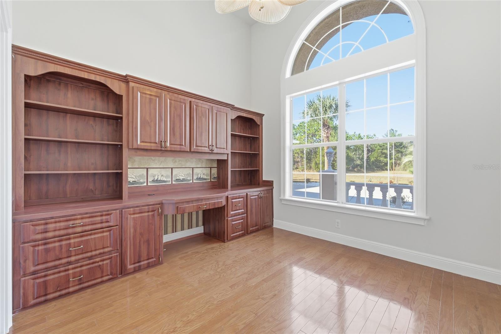 Image 36 of 74 For 11040 Fulton Avenue