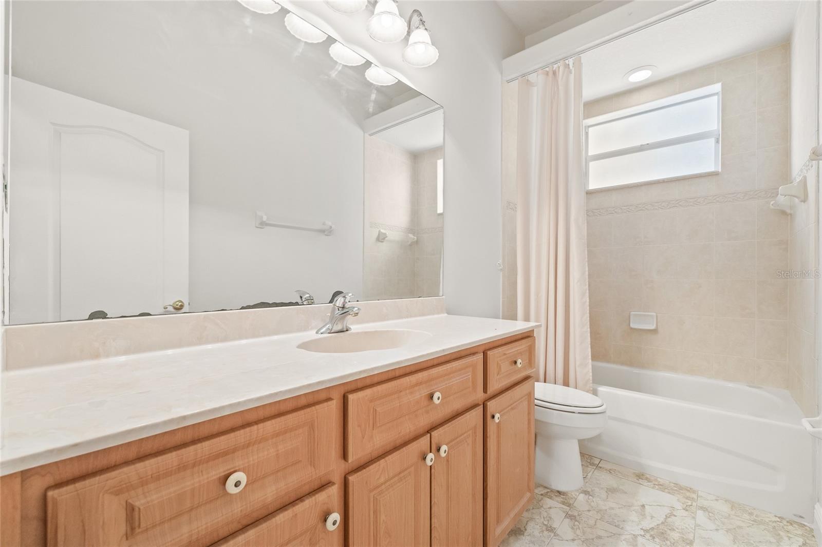 Image 42 of 74 For 11040 Fulton Avenue