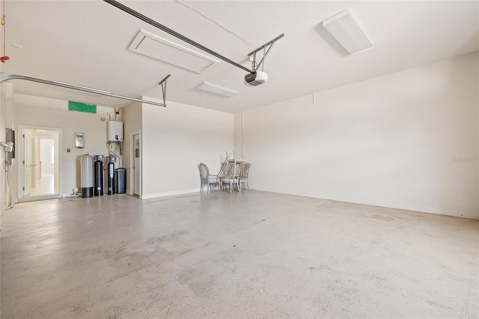 Image 46 of 74 For 11040 Fulton Avenue