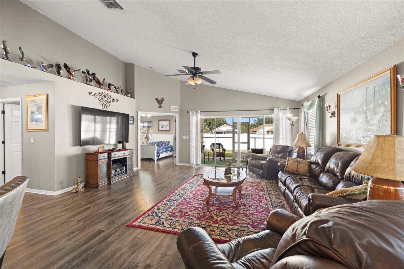 Image 4 of 25 For 24449 Mistwood Court