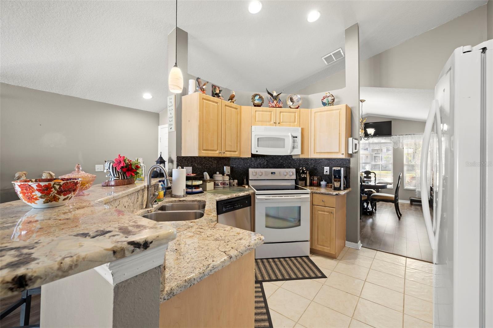 Image 7 of 25 For 24449 Mistwood Court