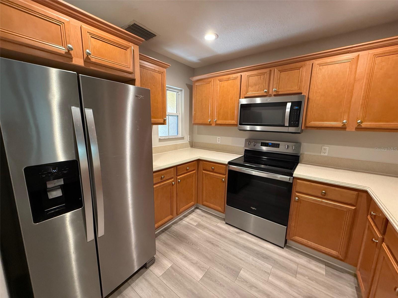 Image 2 of 52 For 7350 Black Walnut Way