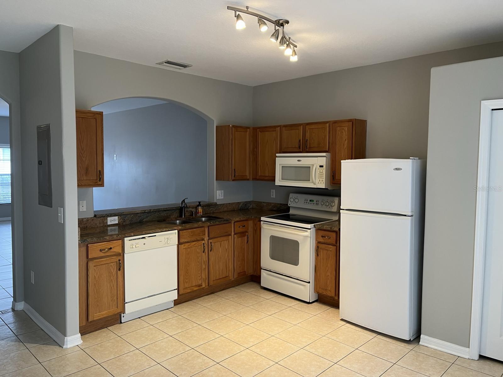 Image 8 of 27 For 3426 High Hampton Circle