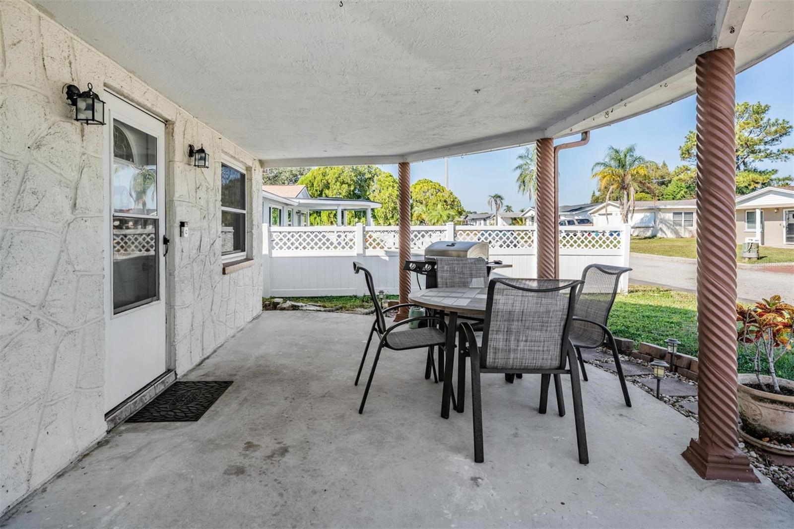 Image 2 of 20 For 3608 Umber Road