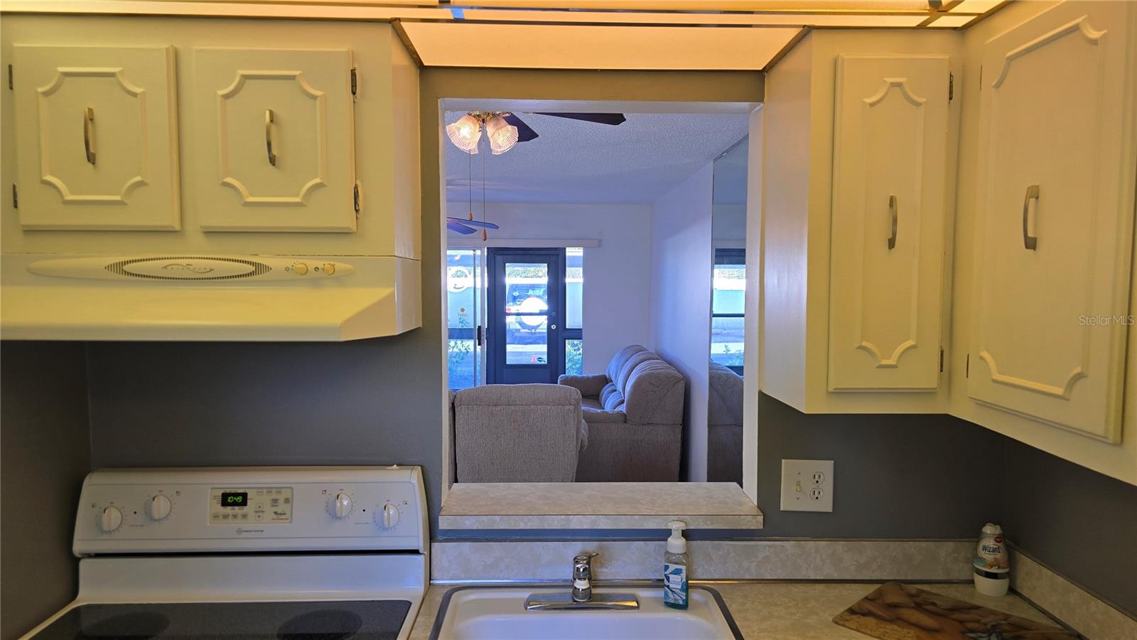 Image 10 of 32 For 11485 Oakhurst Road 1200-111