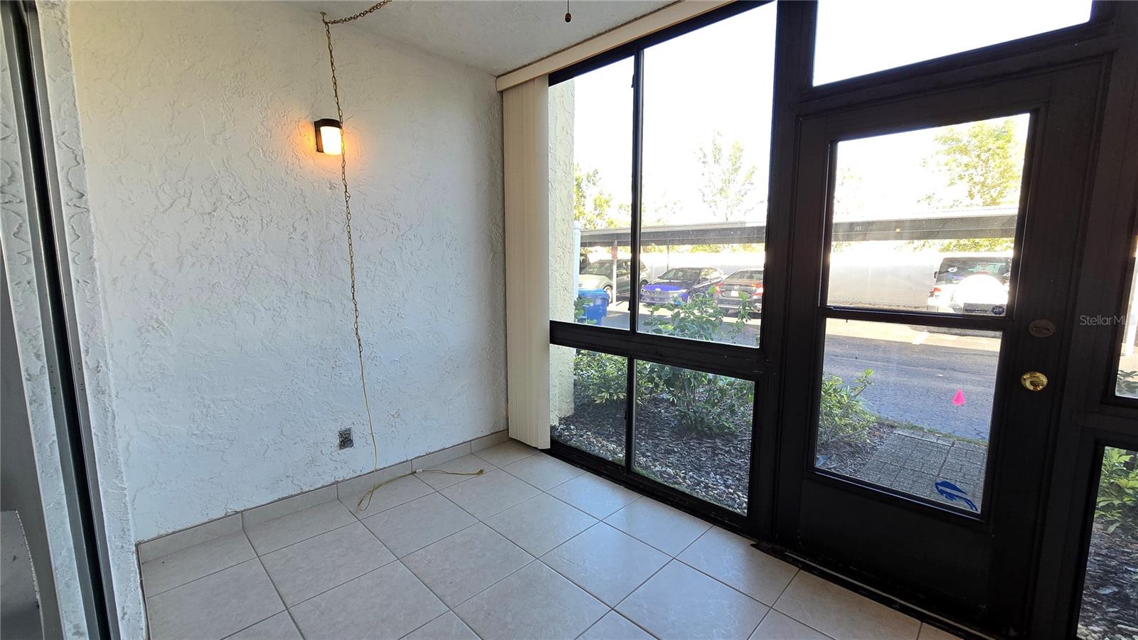 Image 6 of 32 For 11485 Oakhurst Road 1200-111