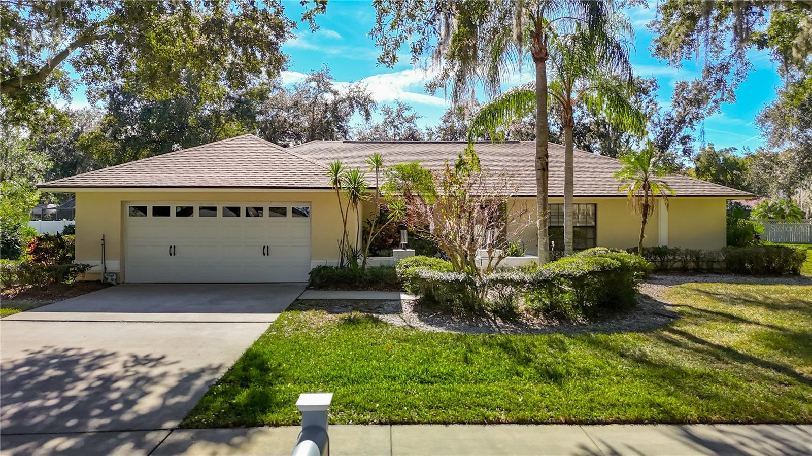 Listing photo id 0 for 6005 Pratt Street