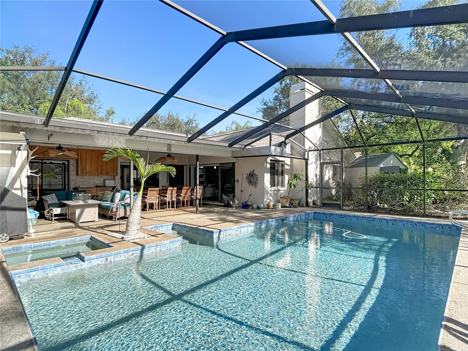 Listing photo id 20 for 6005 Pratt Street