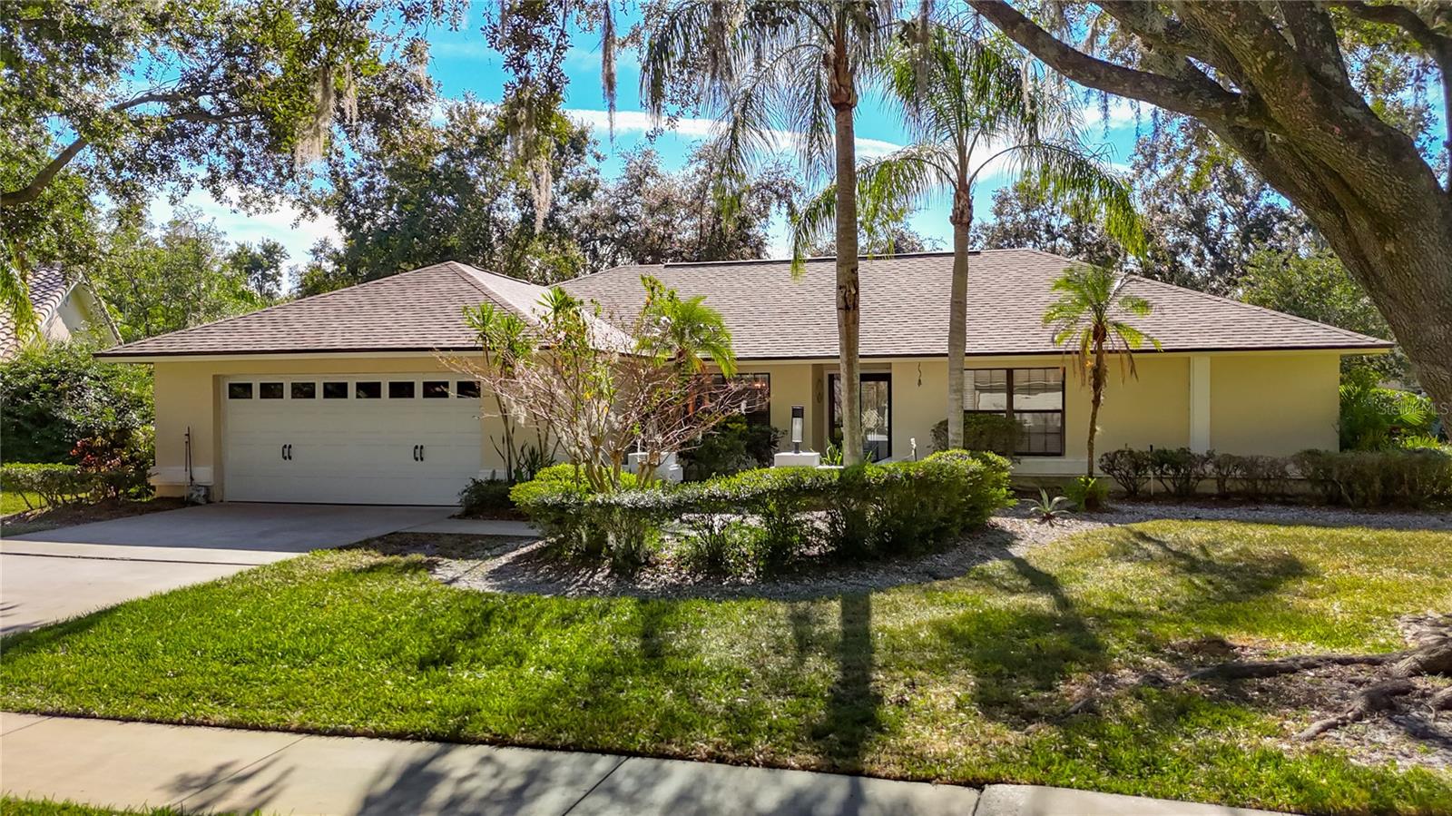 Listing photo id 72 for 6005 Pratt Street