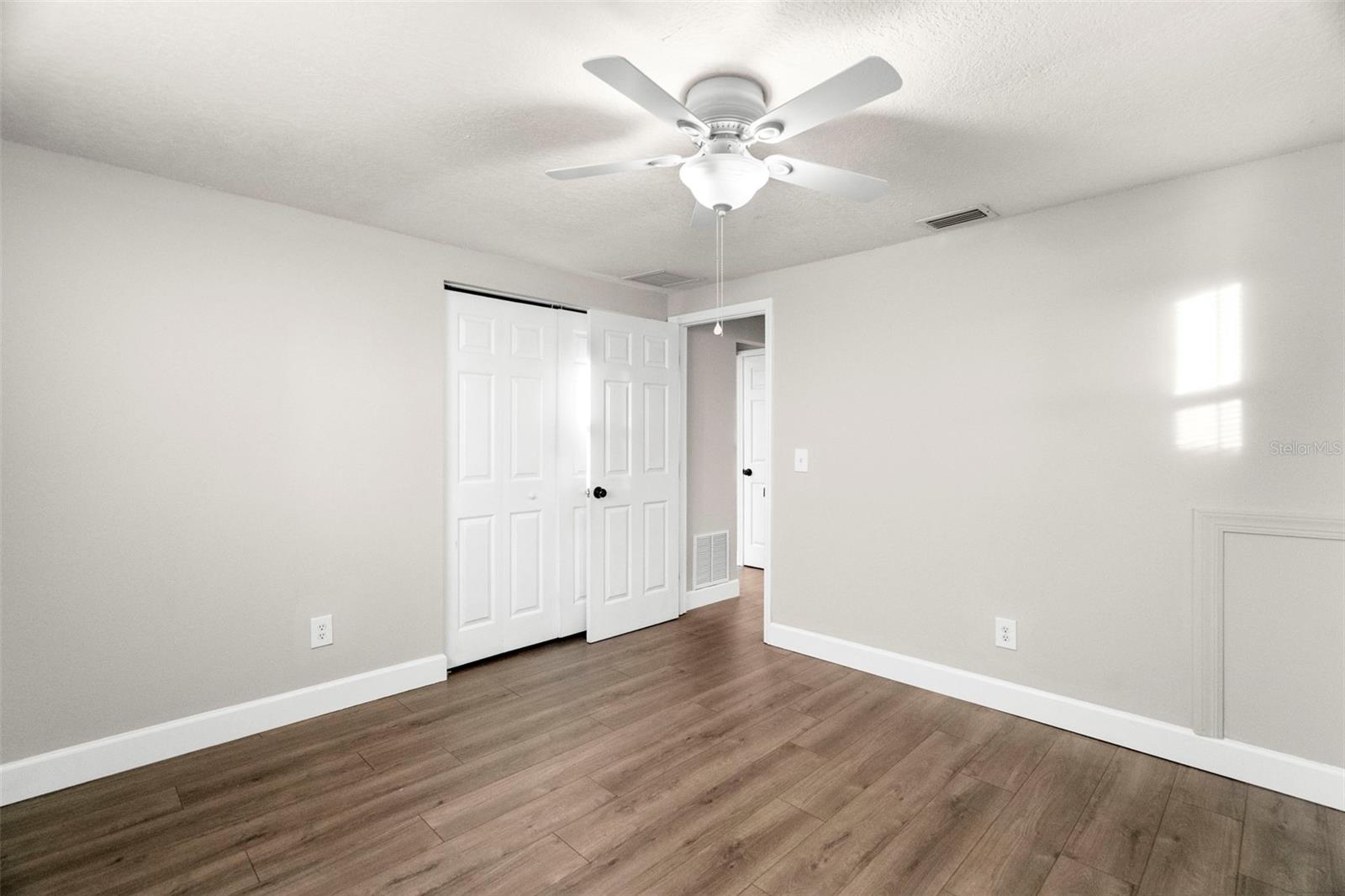 Image 22 of 34 For 1863 12th Street Sw