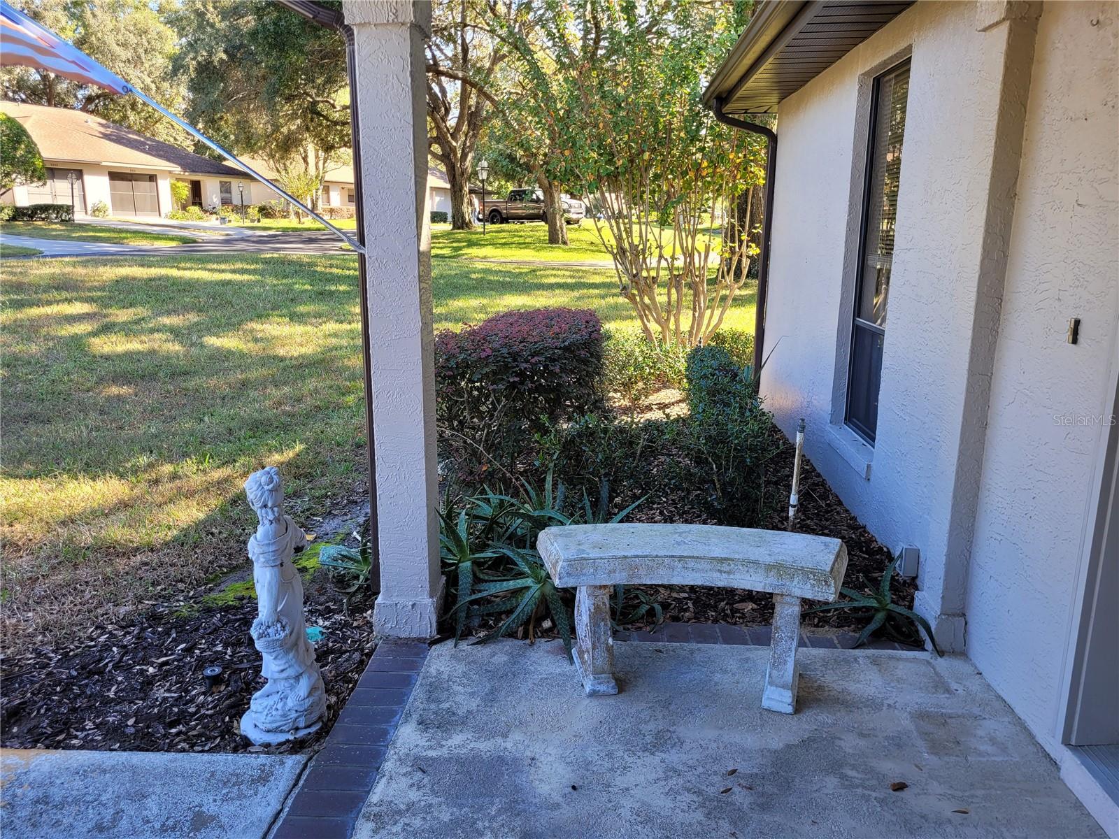 Image 23 of 35 For 6018 Bromley Circle