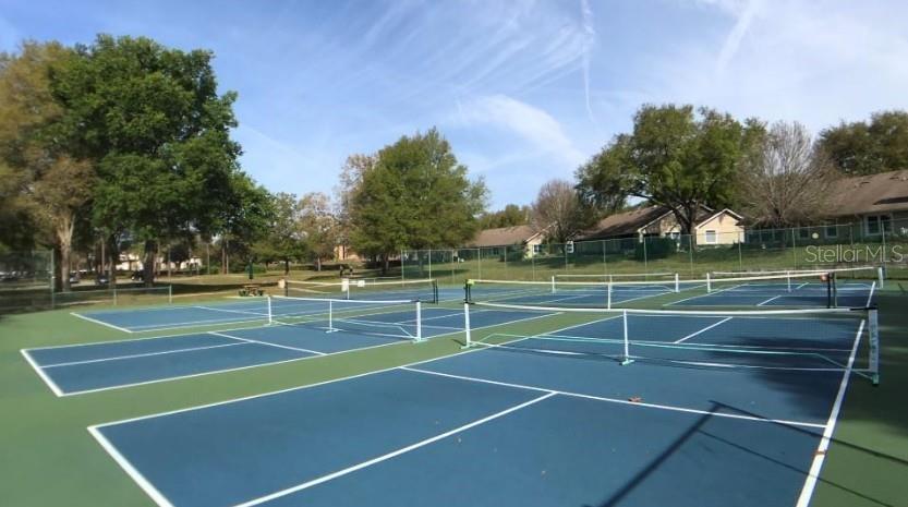 Image 30 of 35 For 6018 Bromley Circle