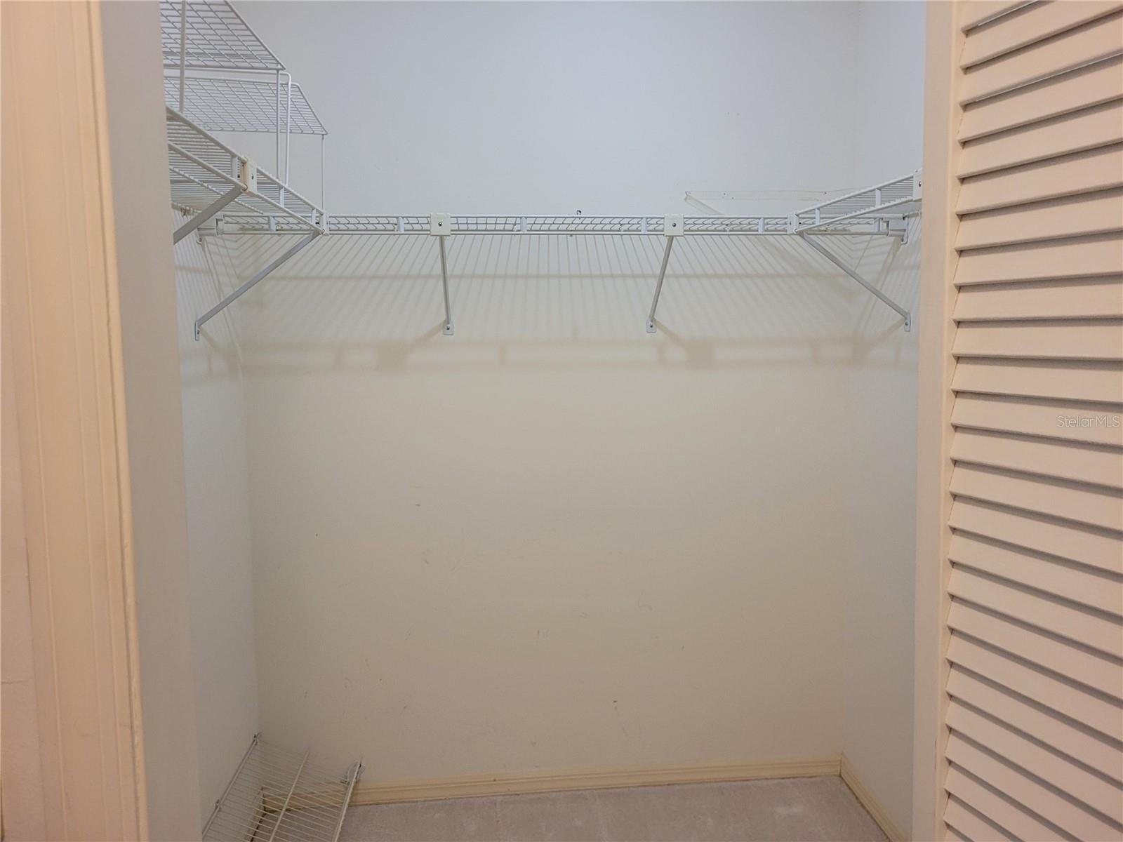 Image 7 of 35 For 6018 Bromley Circle