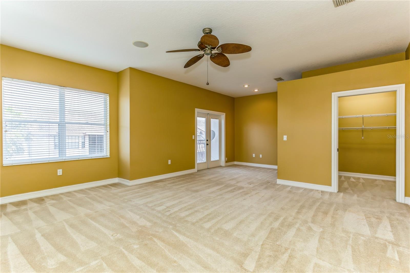 Image 20 of 35 For 10426 La Mirage Court