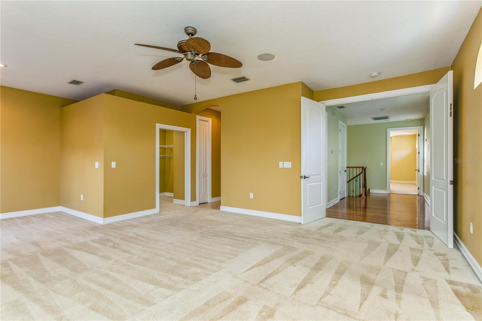 Image 21 of 35 For 10426 La Mirage Court