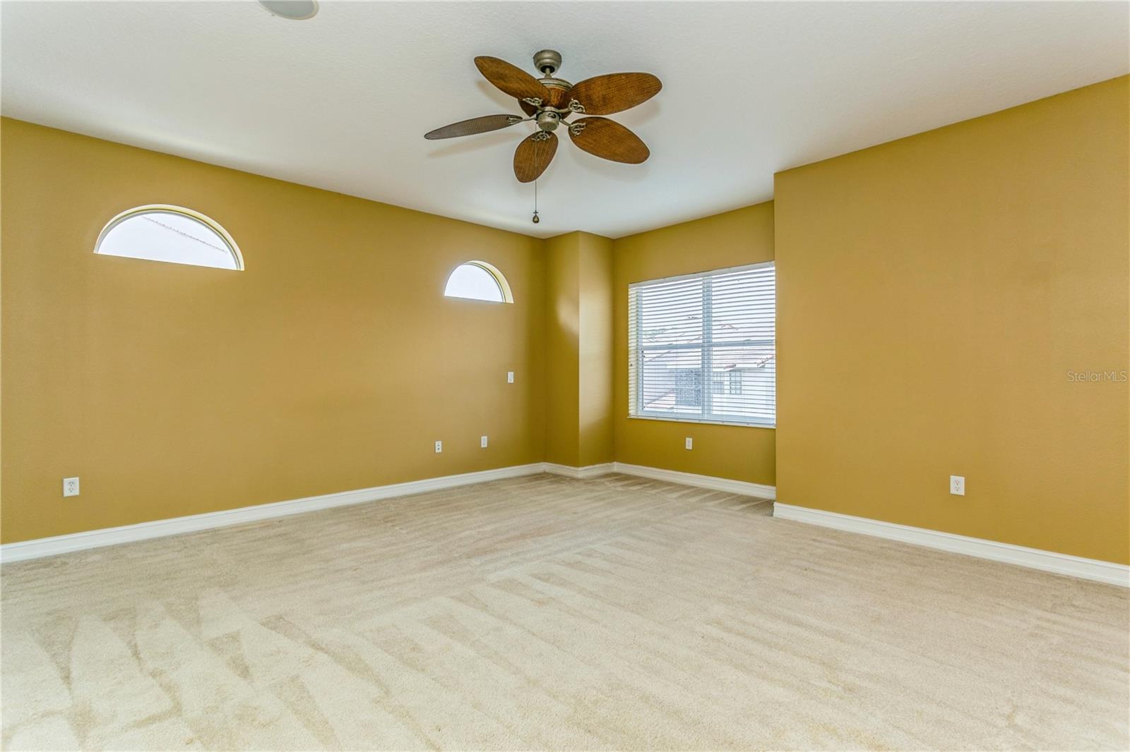 Image 22 of 35 For 10426 La Mirage Court