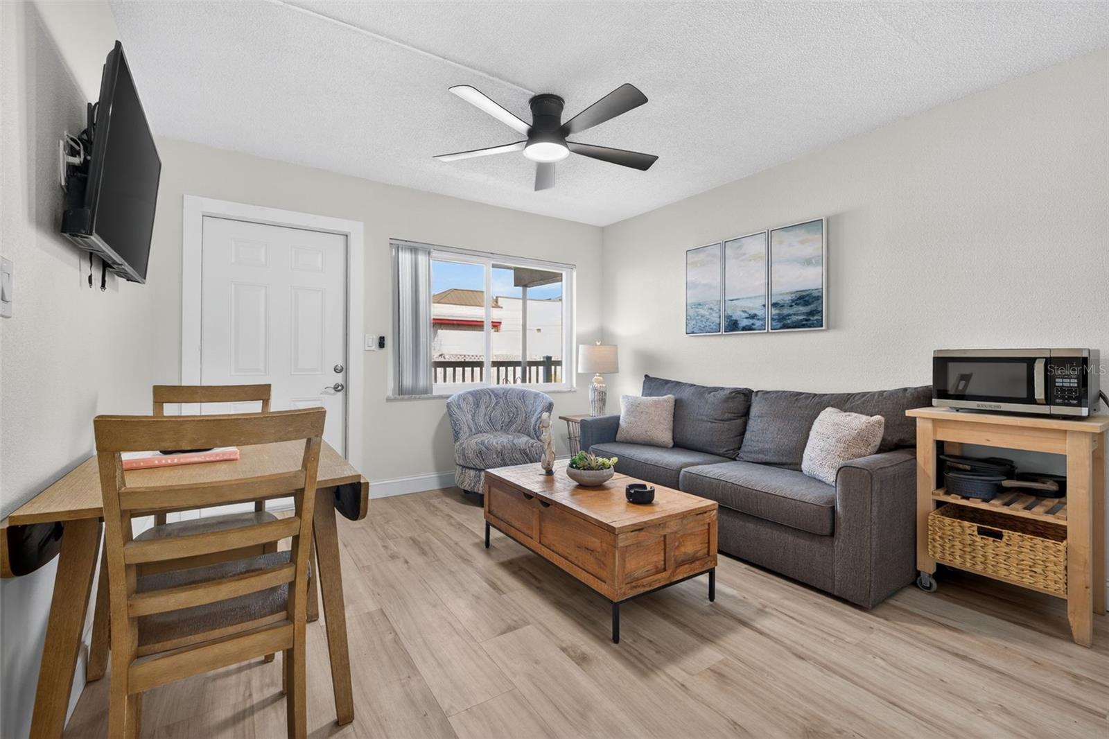 Image 7 of 19 For 14251 Gulf Boulevard 5