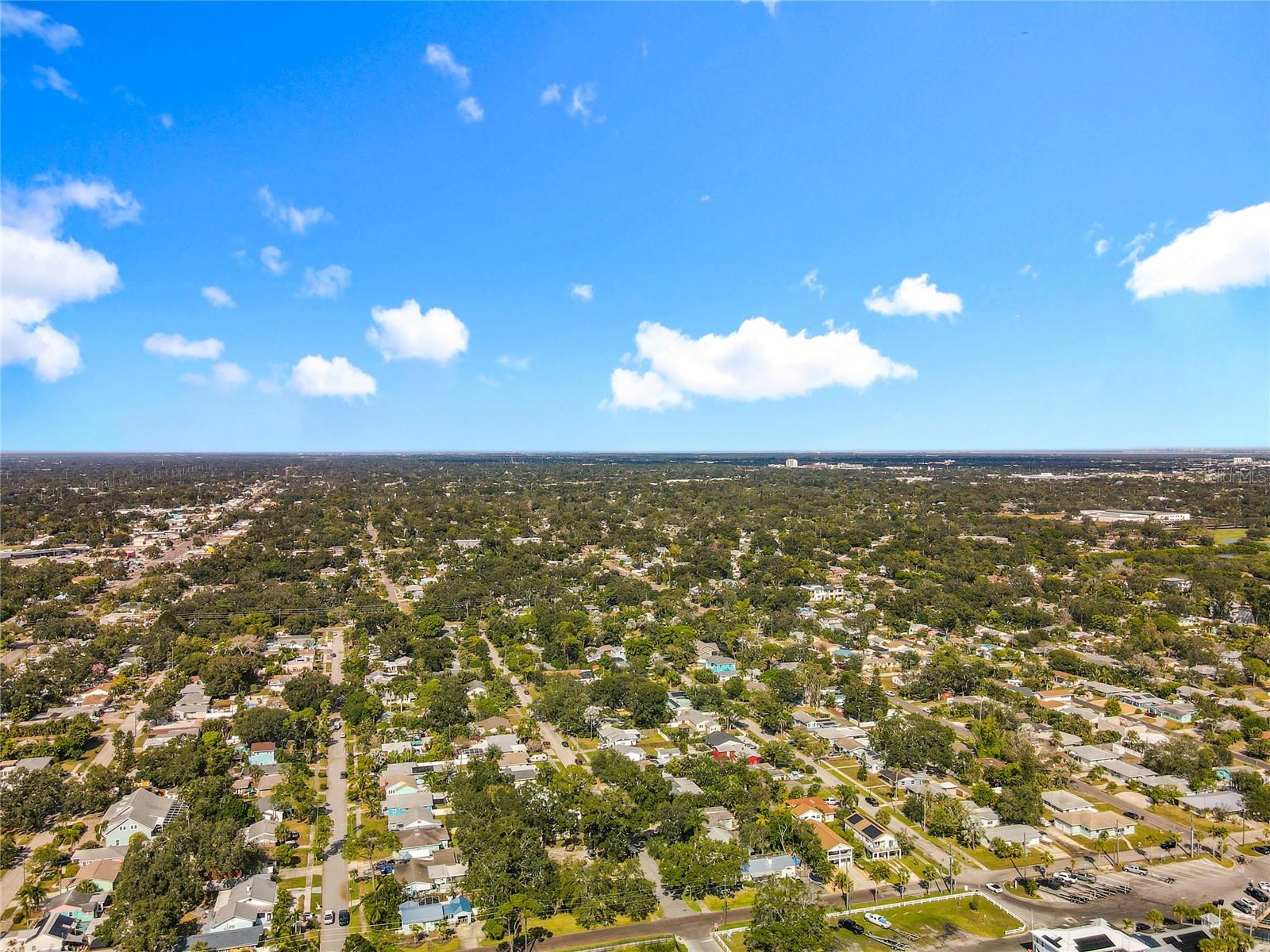 Listing photo id 50 for 2824 47th Street S