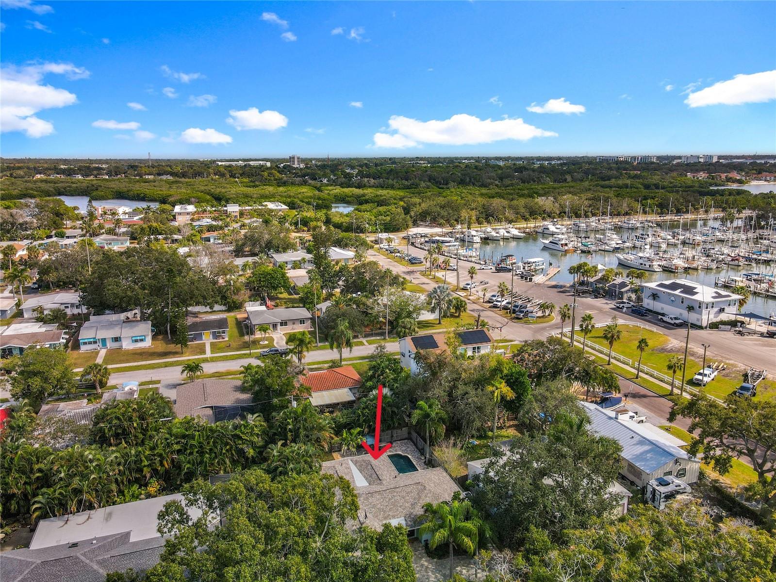 Listing photo id 61 for 2824 47th Street S