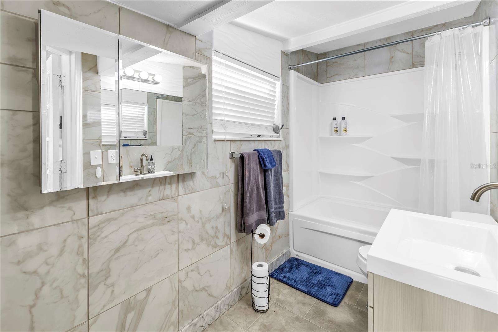 Image 15 of 30 For 844 Brookwood Drive S