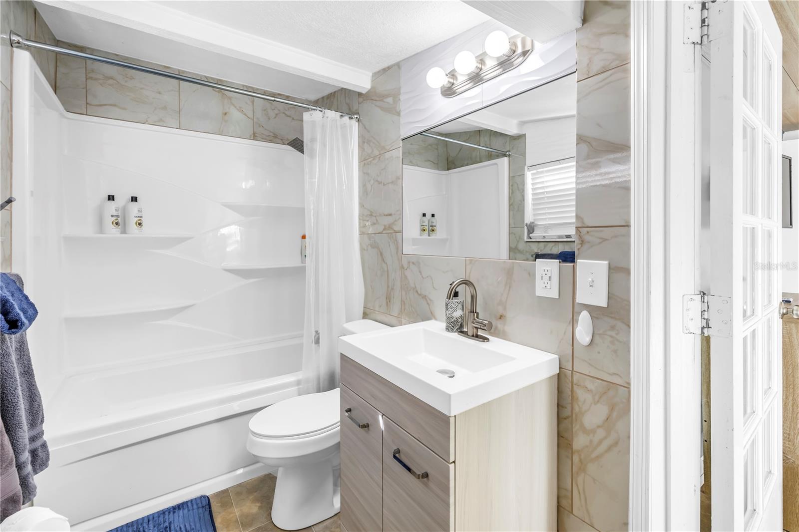 Image 16 of 30 For 844 Brookwood Drive S