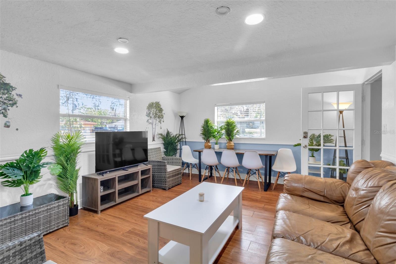 Image 12 of 57 For 1796 Harbor Drive