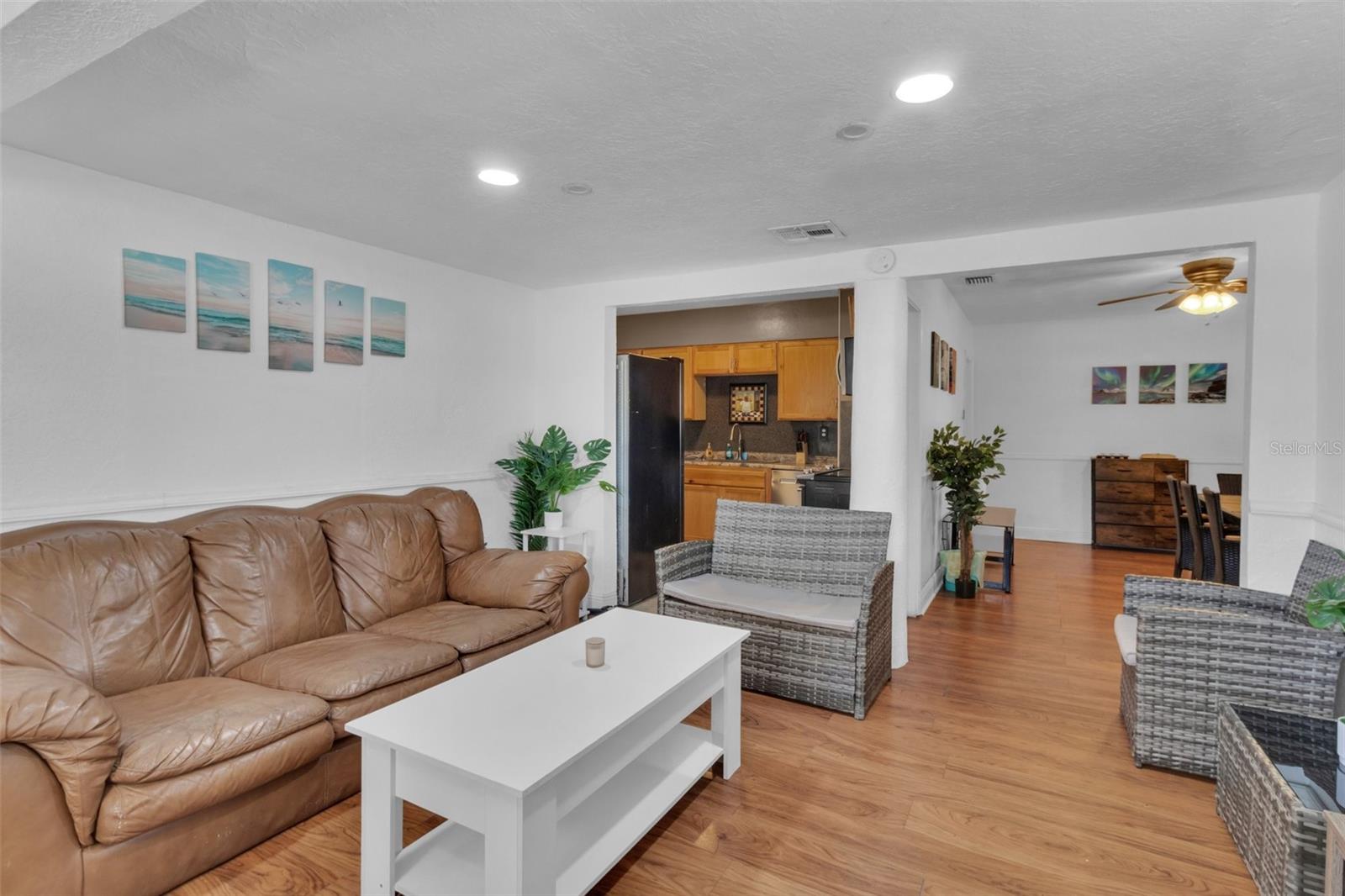 Image 14 of 57 For 1796 Harbor Drive