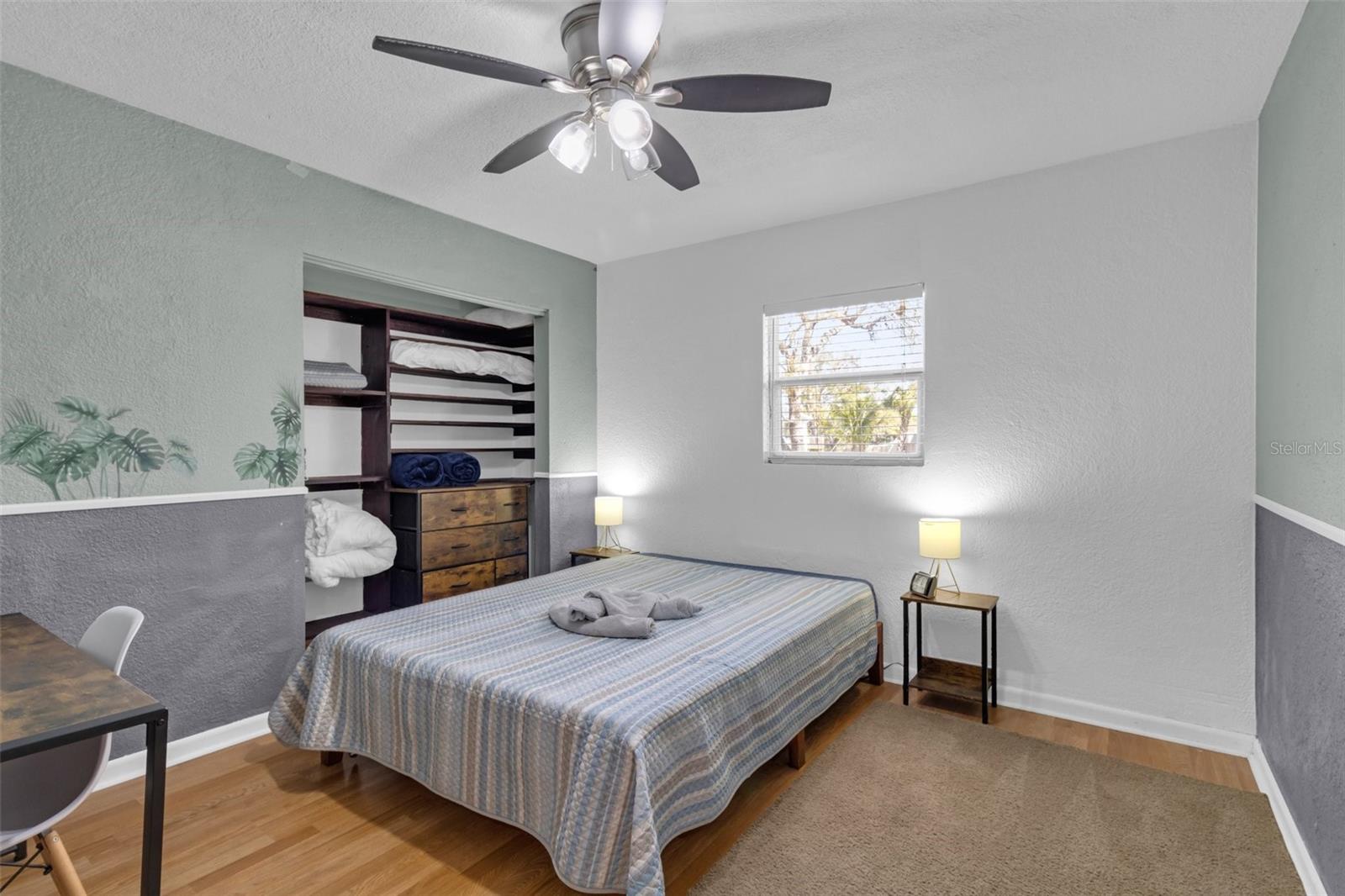 Image 28 of 57 For 1796 Harbor Drive