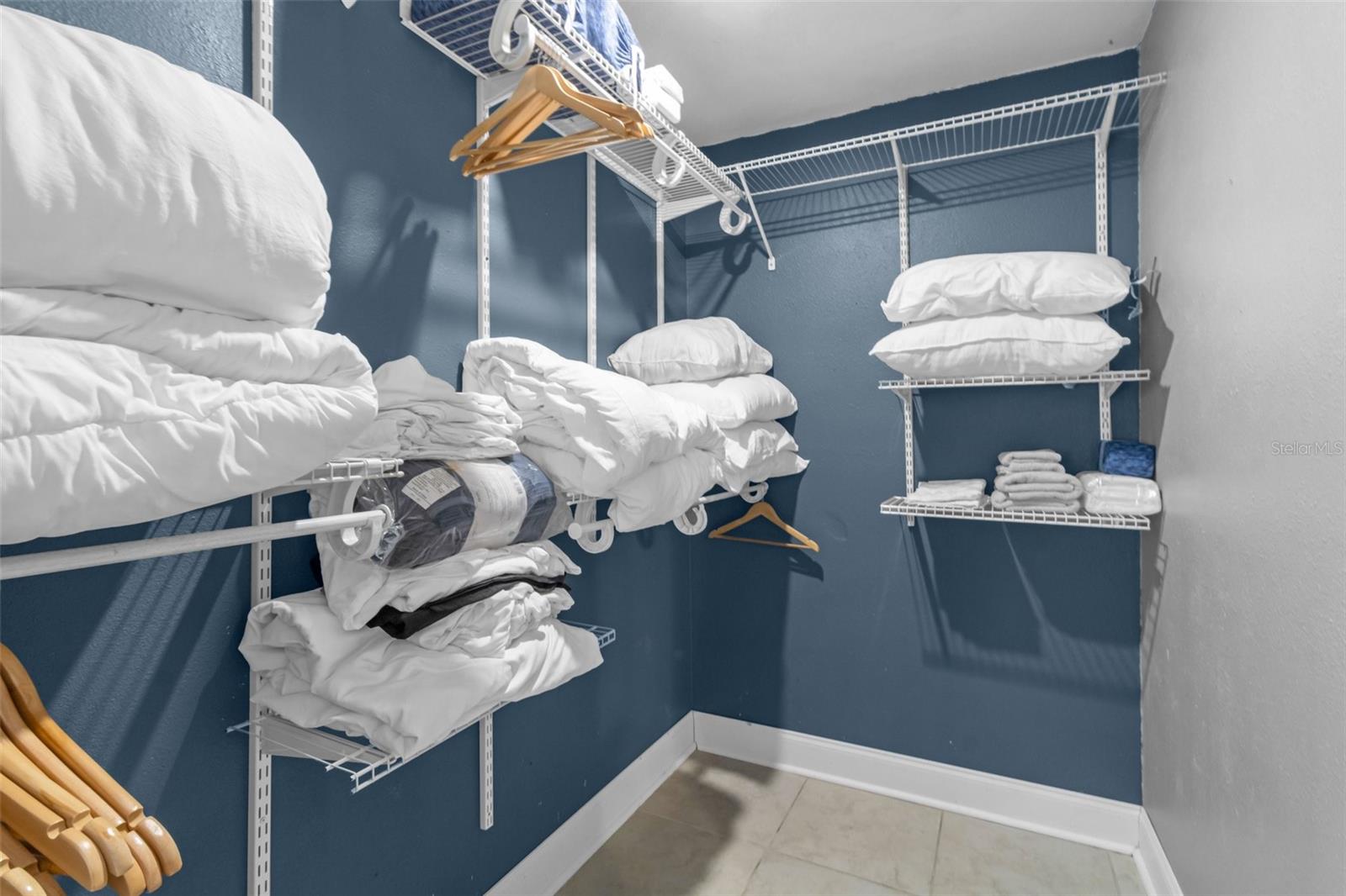 Image 34 of 57 For 1796 Harbor Drive