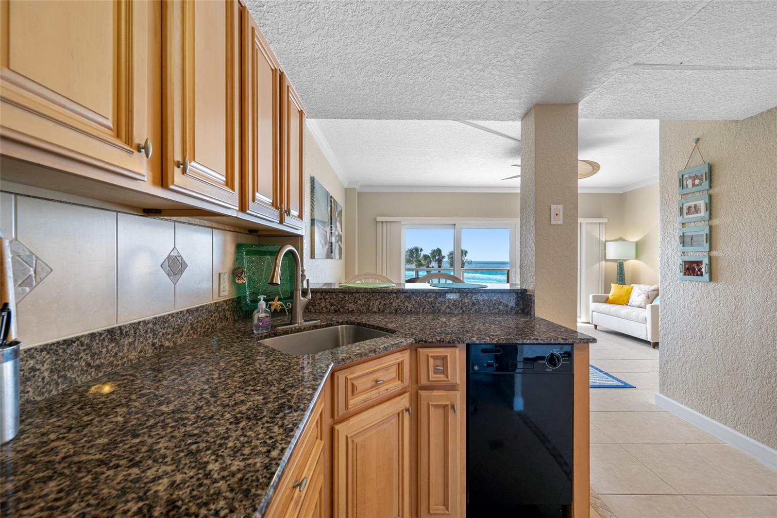 Image 10 of 55 For 880 Mandalay Avenue N207