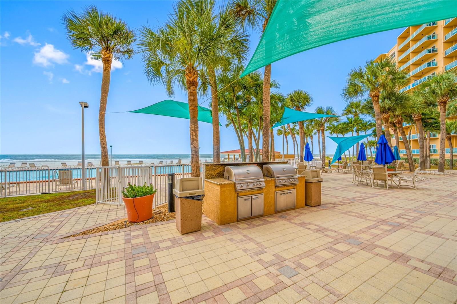 Image 29 of 55 For 880 Mandalay Avenue N207