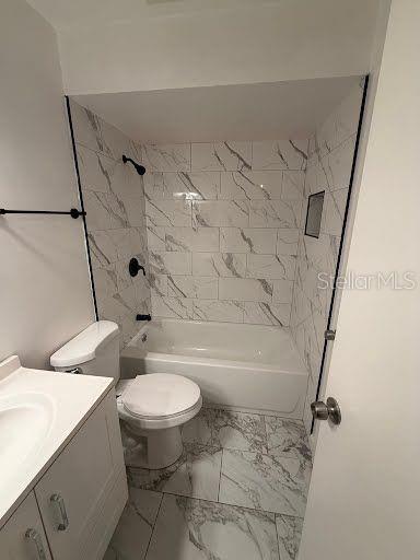 Image 13 of 24 For 1517 Chateaux De Ville Court