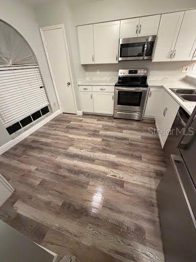 Image 6 of 24 For 1517 Chateaux De Ville Court