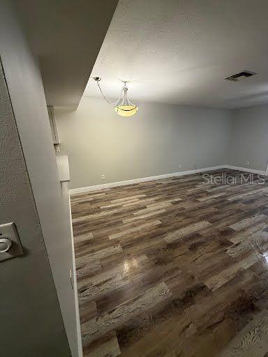 Image 9 of 24 For 1517 Chateaux De Ville Court