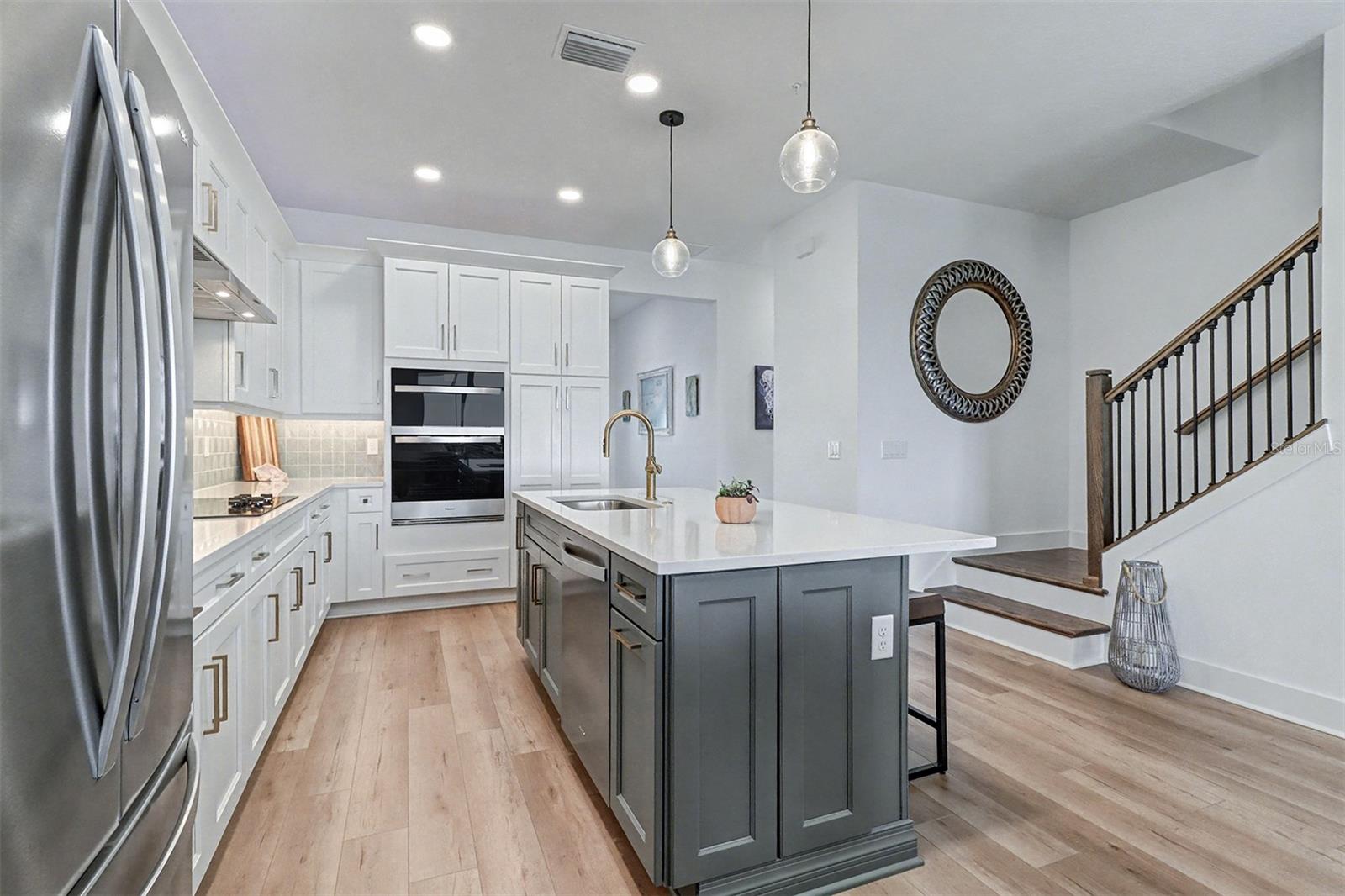 Image 13 of 38 For 9936 Key Haven Road