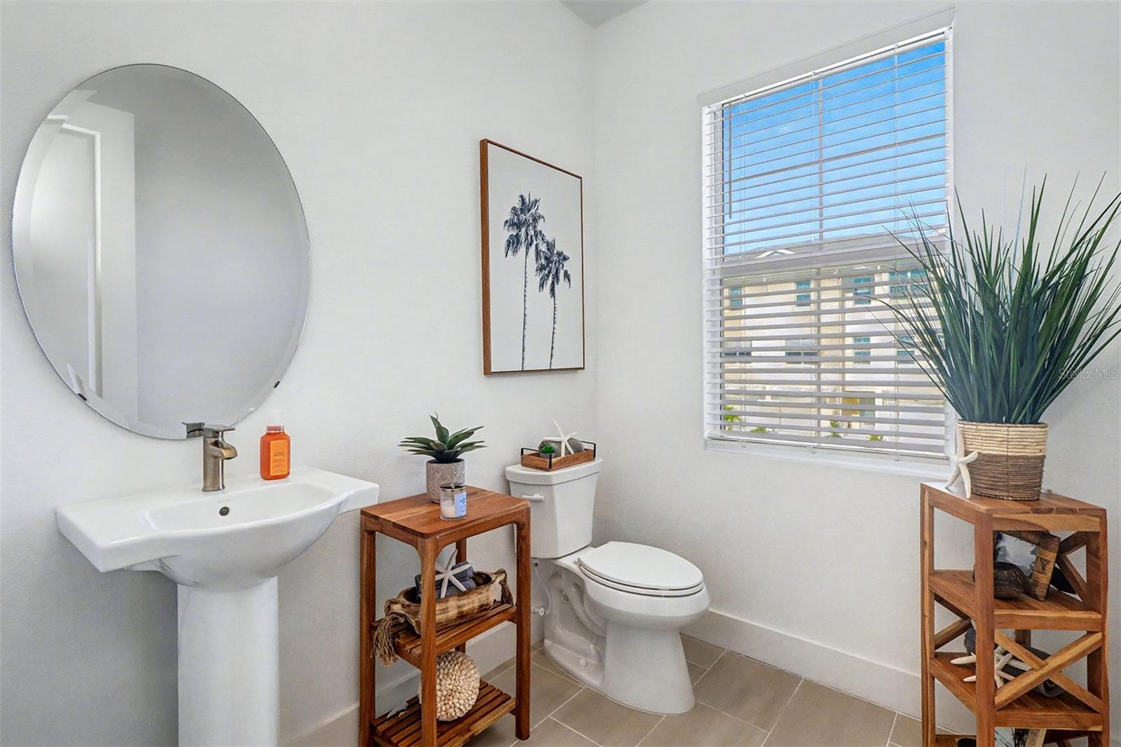 Image 17 of 38 For 9936 Key Haven Road