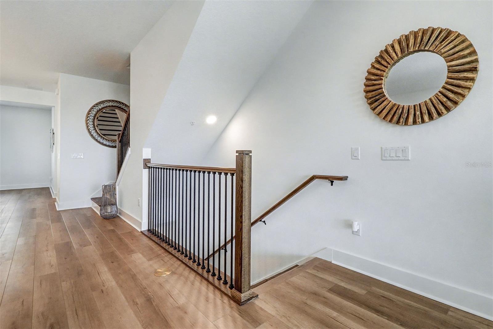 Image 19 of 38 For 9936 Key Haven Road