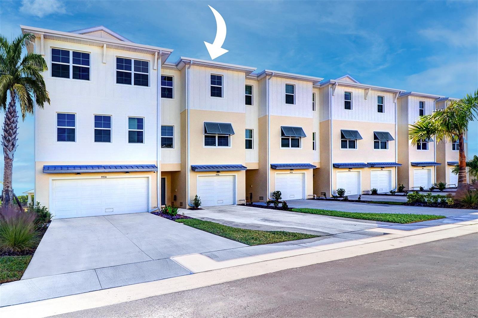 Image 2 of 38 For 9936 Key Haven Road