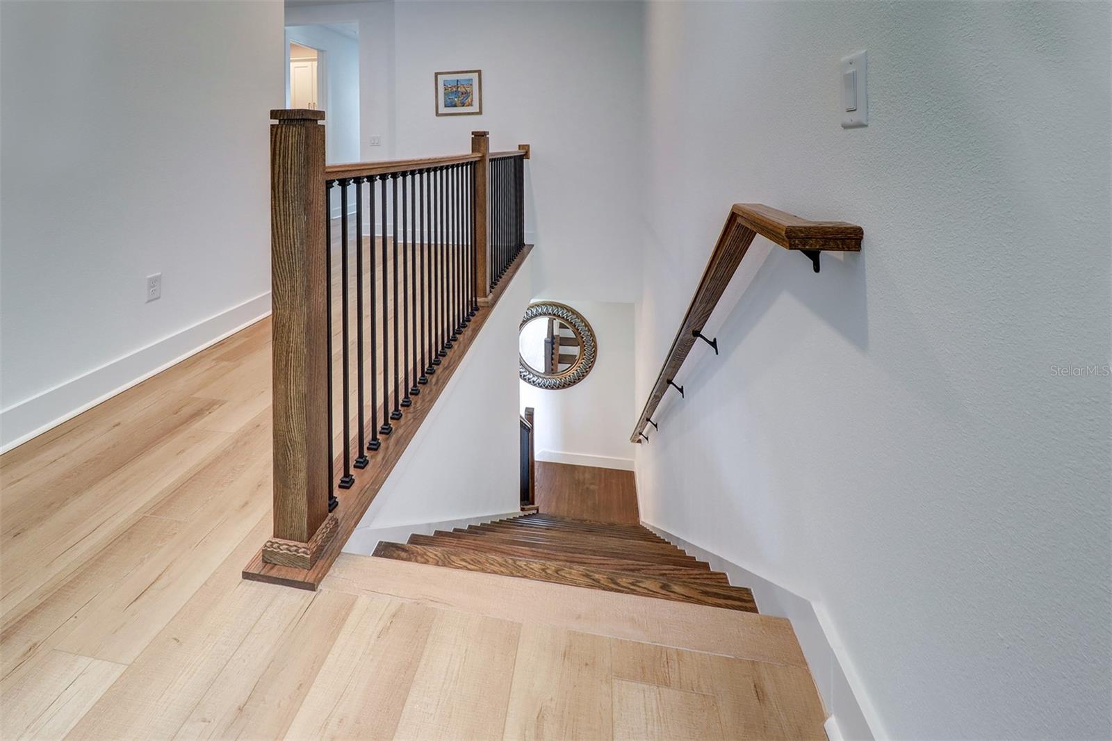 Image 20 of 38 For 9936 Key Haven Road