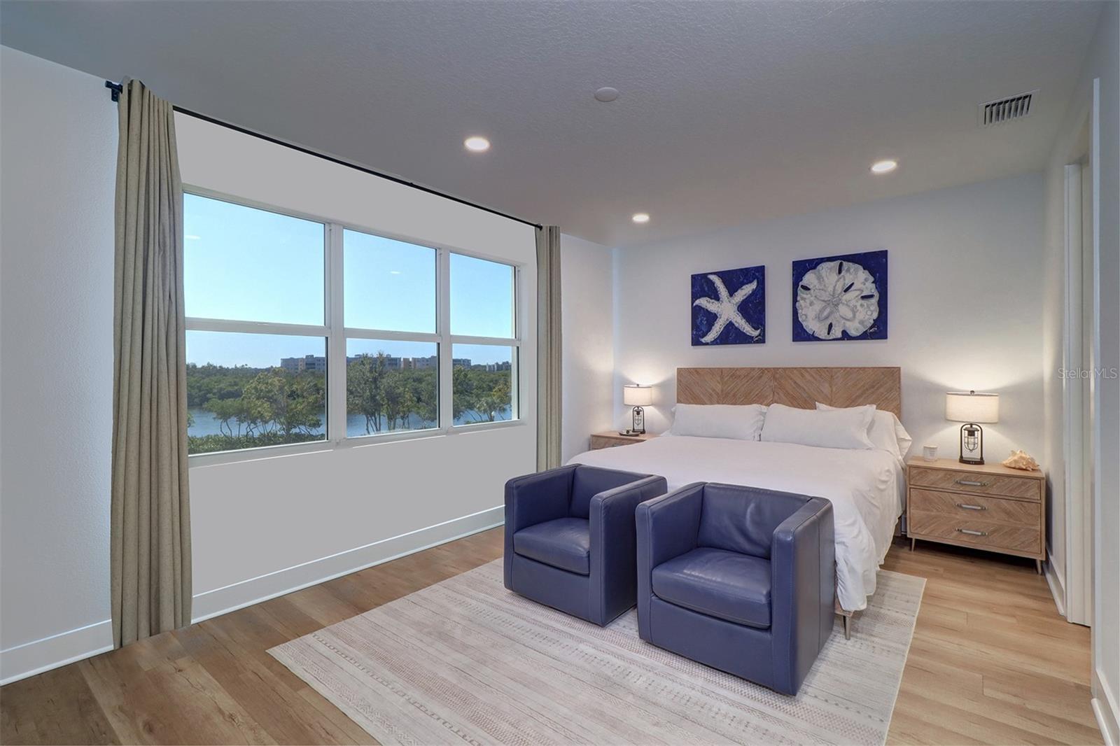 Image 22 of 38 For 9936 Key Haven Road