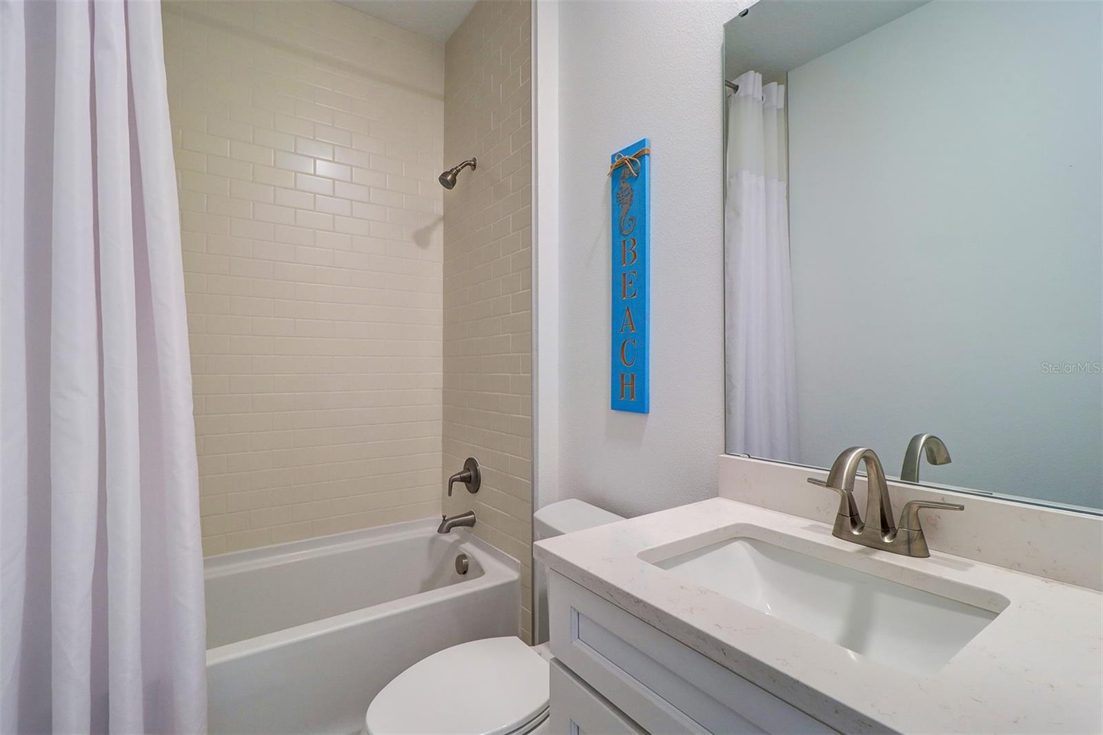 Image 29 of 38 For 9936 Key Haven Road