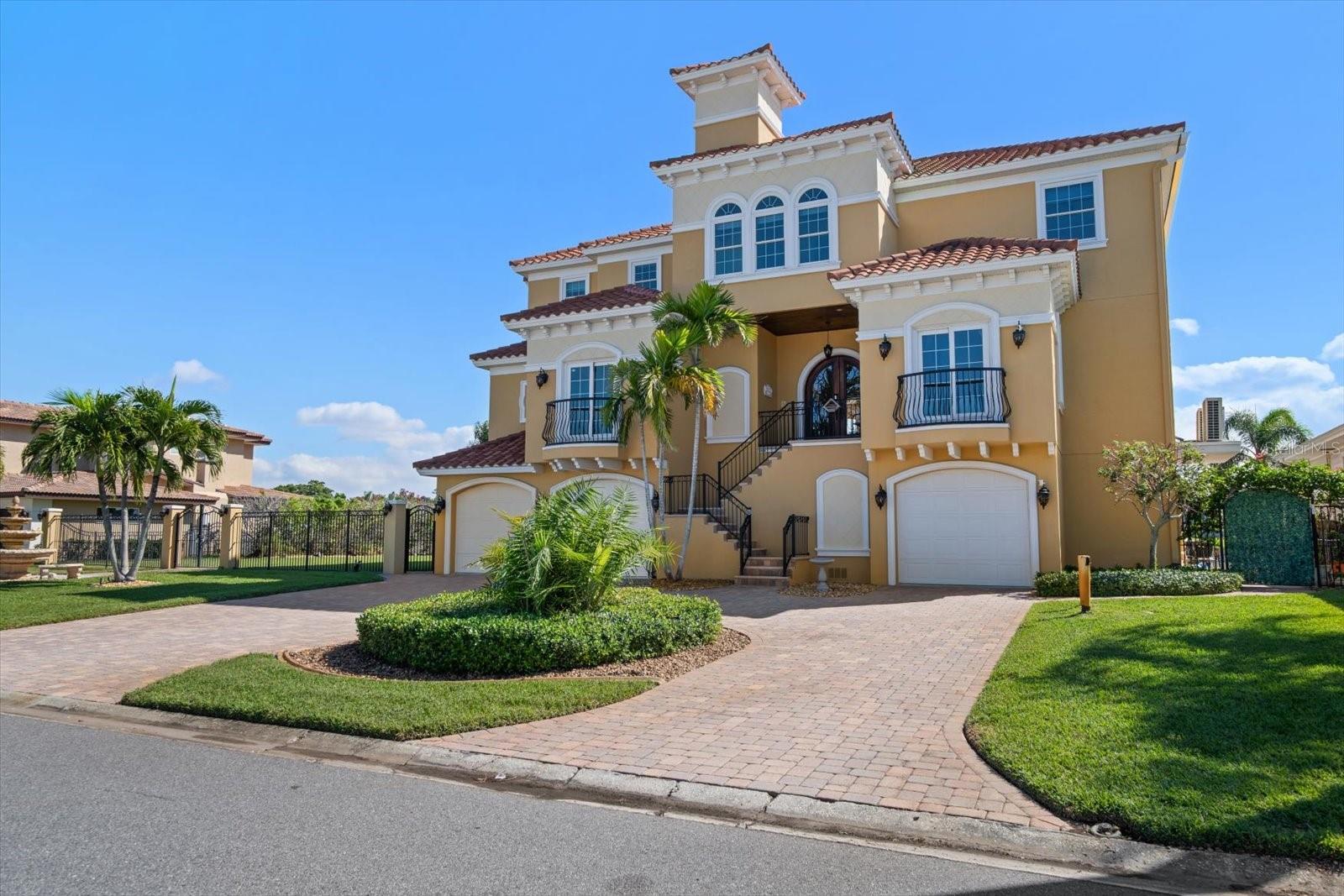 Image 90 of 93 For 211 Poinciana Lane