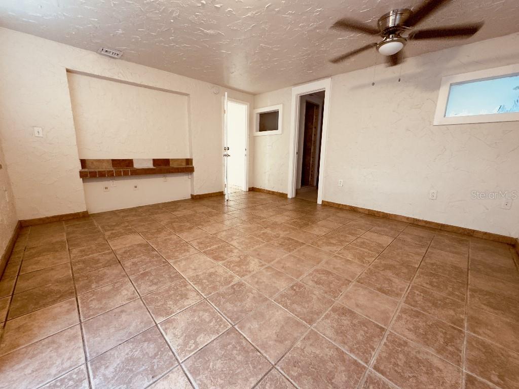 Image 14 of 37 For 20 Euclid Avenue