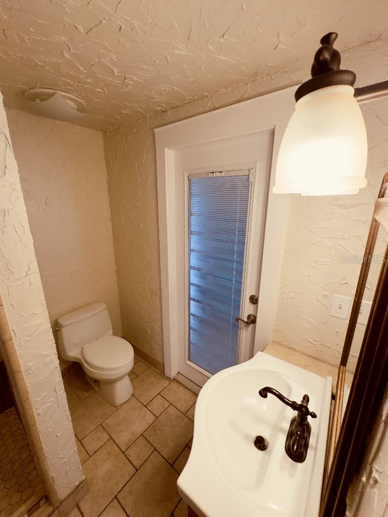 Image 18 of 37 For 20 Euclid Avenue