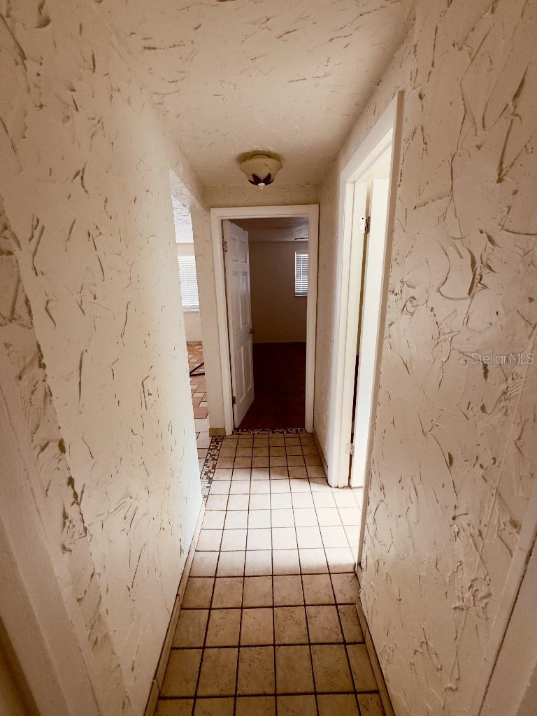 Image 22 of 37 For 20 Euclid Avenue