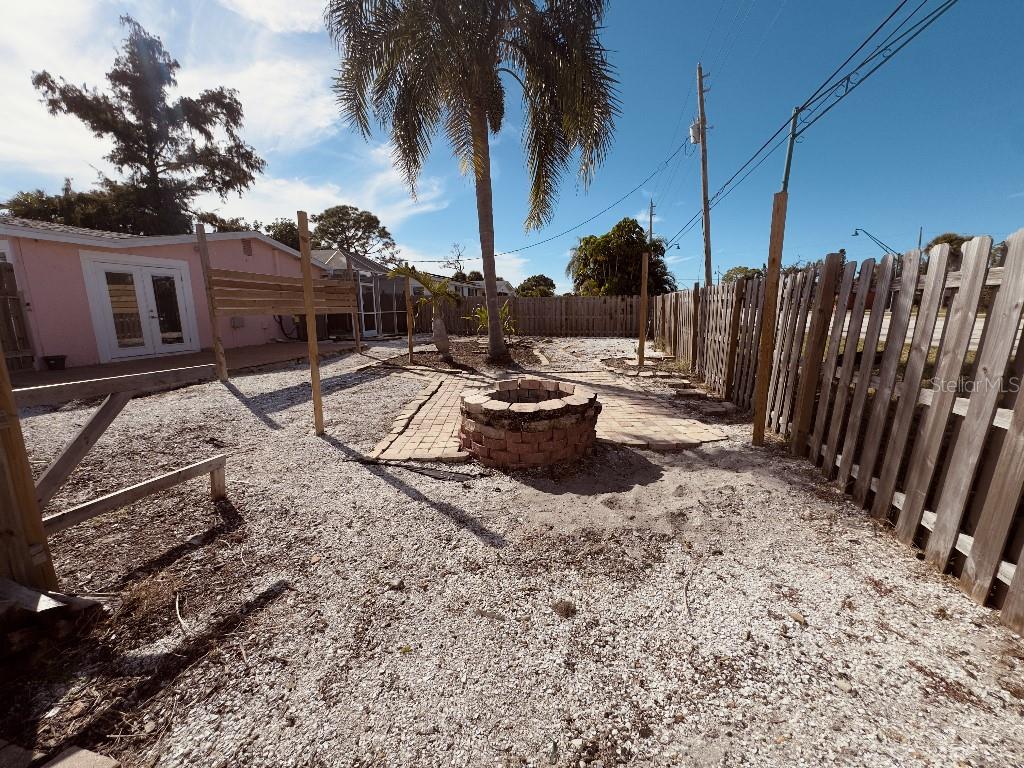 Image 31 of 37 For 20 Euclid Avenue